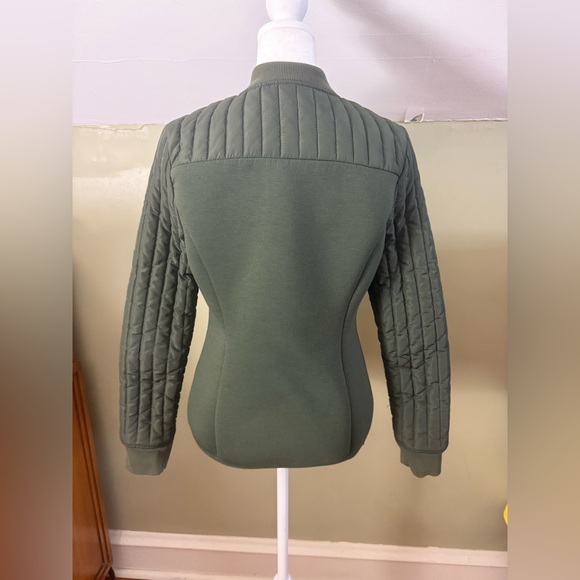 Fabletics Pisa Jacket - Picture 3 of 4